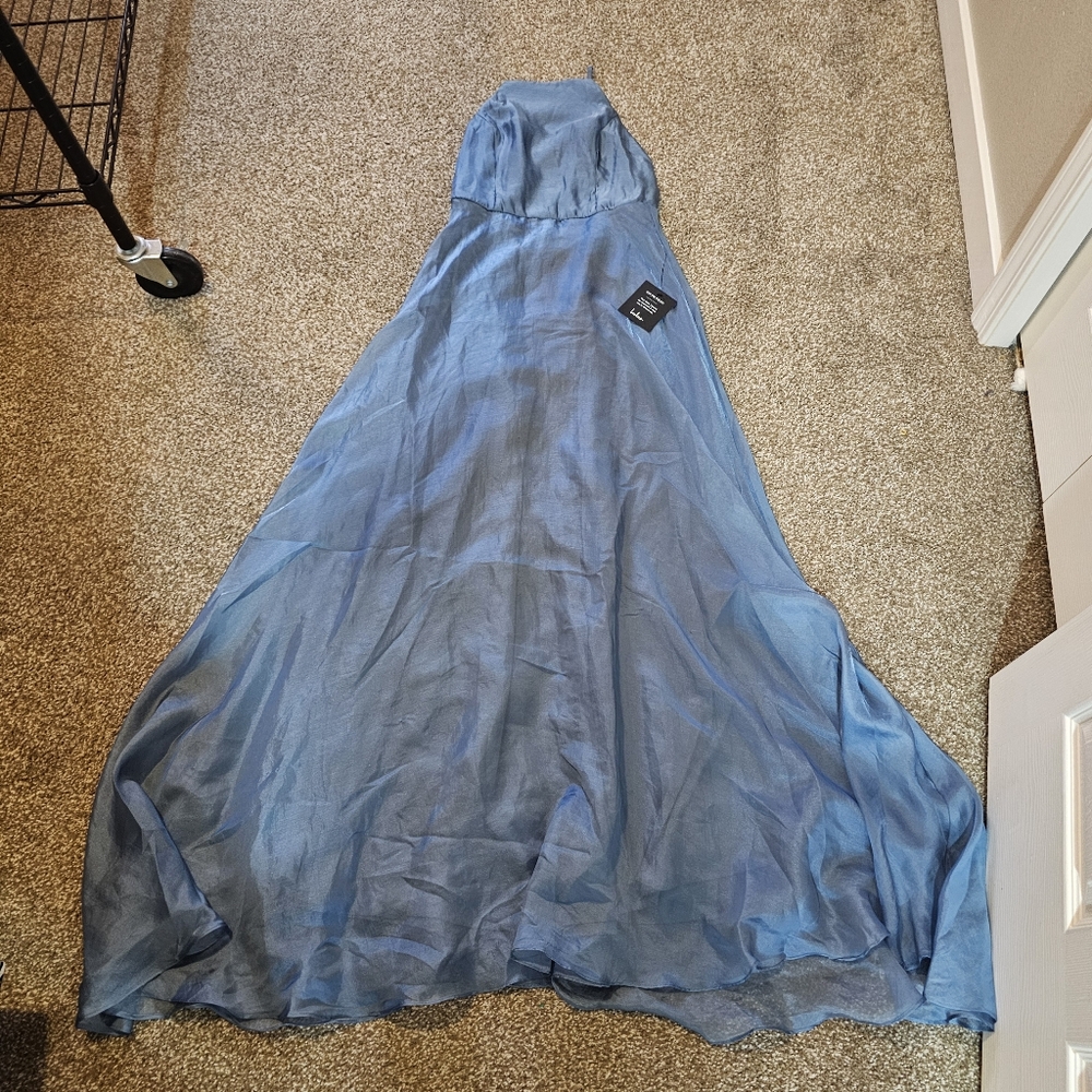 Long blue halter style gown with strapped back Lulus M